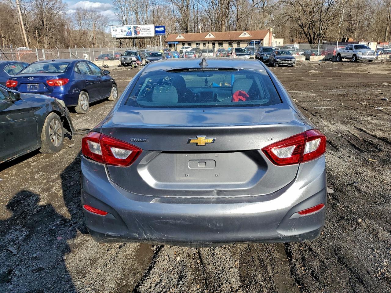 2019 Chevrolet Cruze Lt - Image 6
