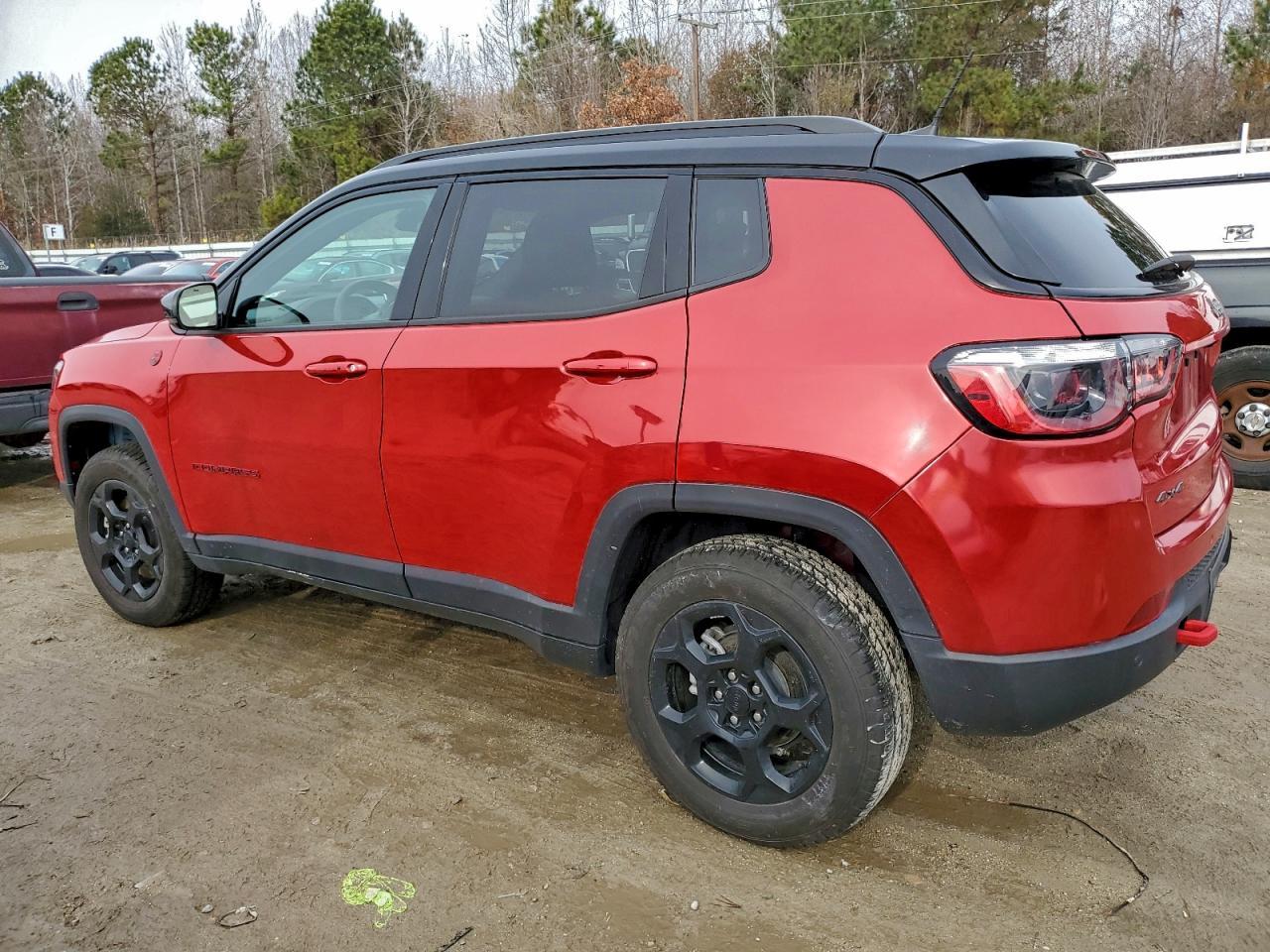 2023 Jeep Compass Trailhawk - Фото 2