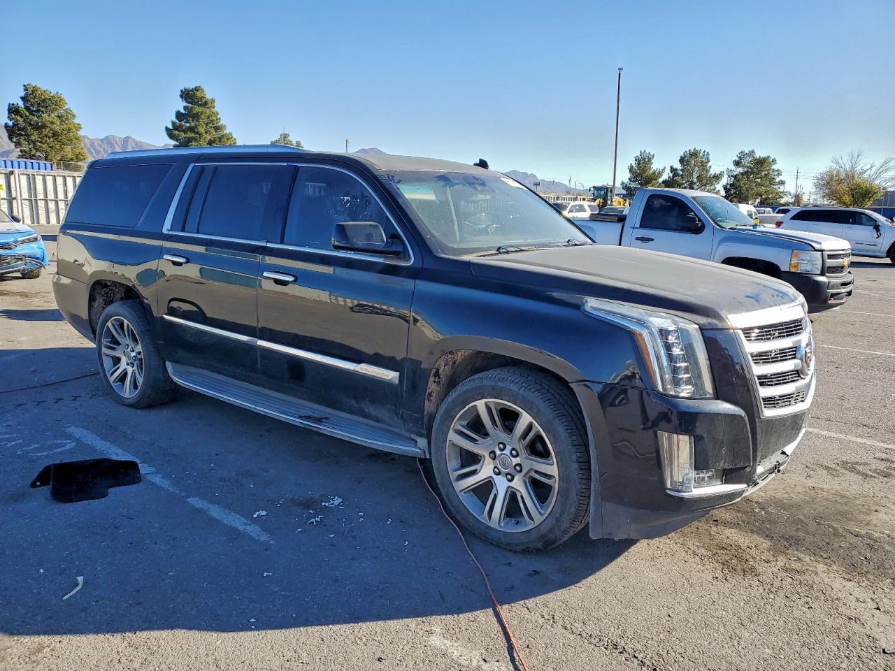 2015 Cadillac Escalade Esv Luxury - Image 4