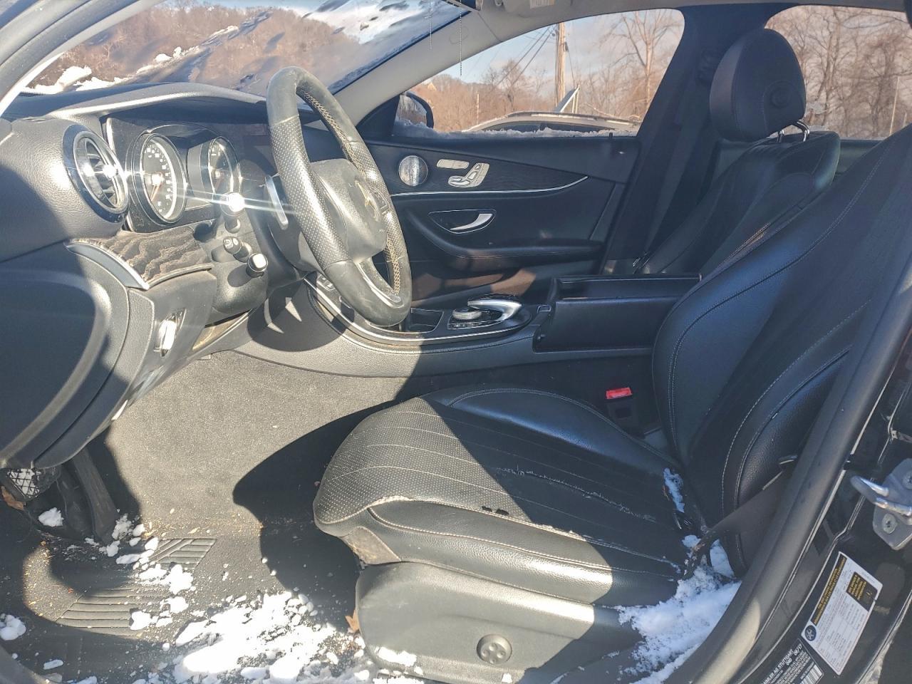 2018 Mercedes-Benz E 300 4Matic - Image 7