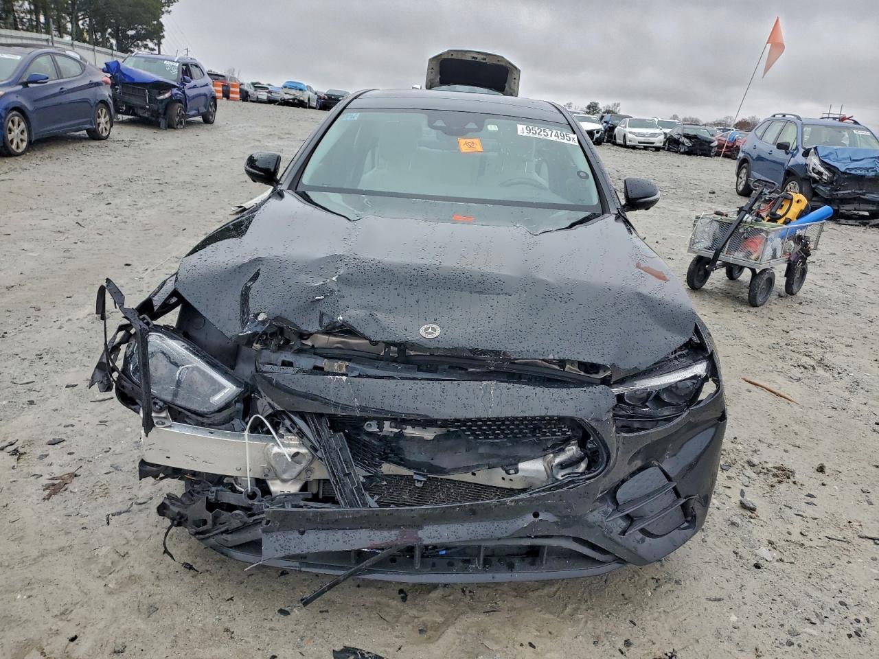 2022 Mercedes-Benz E 350 - Image 5