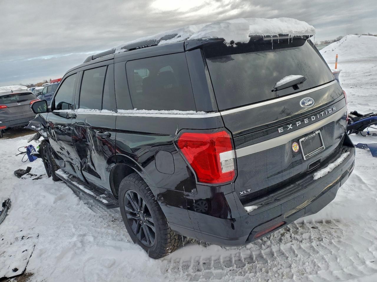 2024 Ford Expedition Xlt - Фото 2