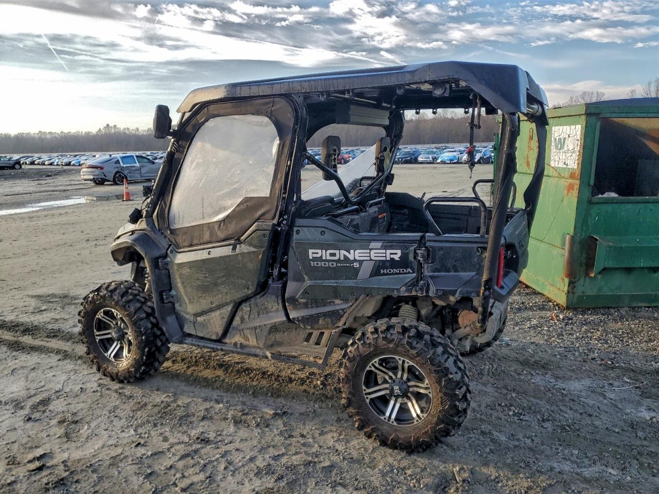 2025 Honda Pioneer 1000 Utility Vehicle - Image 3