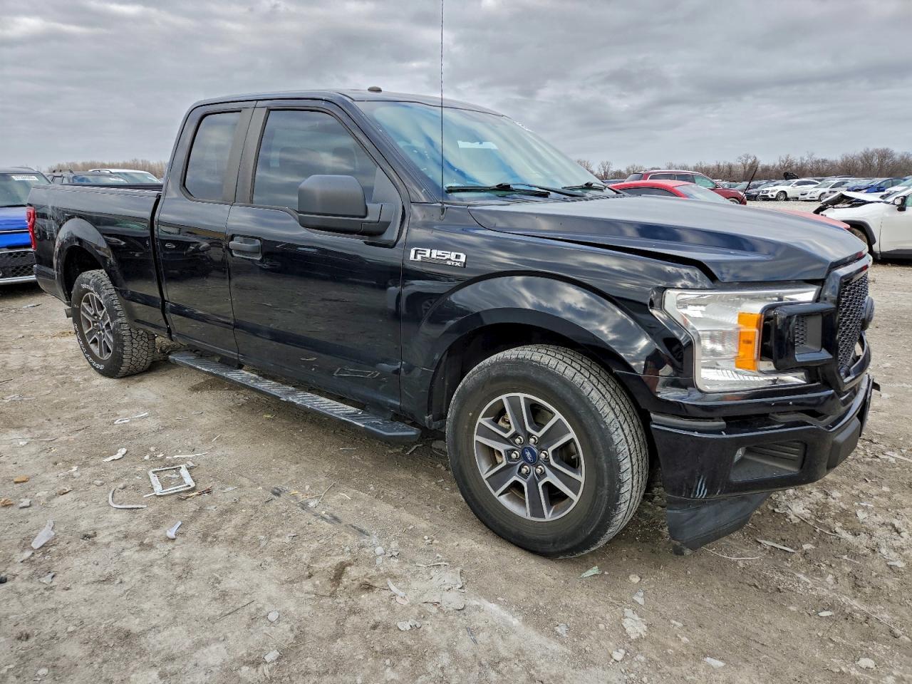 2018 Ford F150 Super Cab - Фото 4