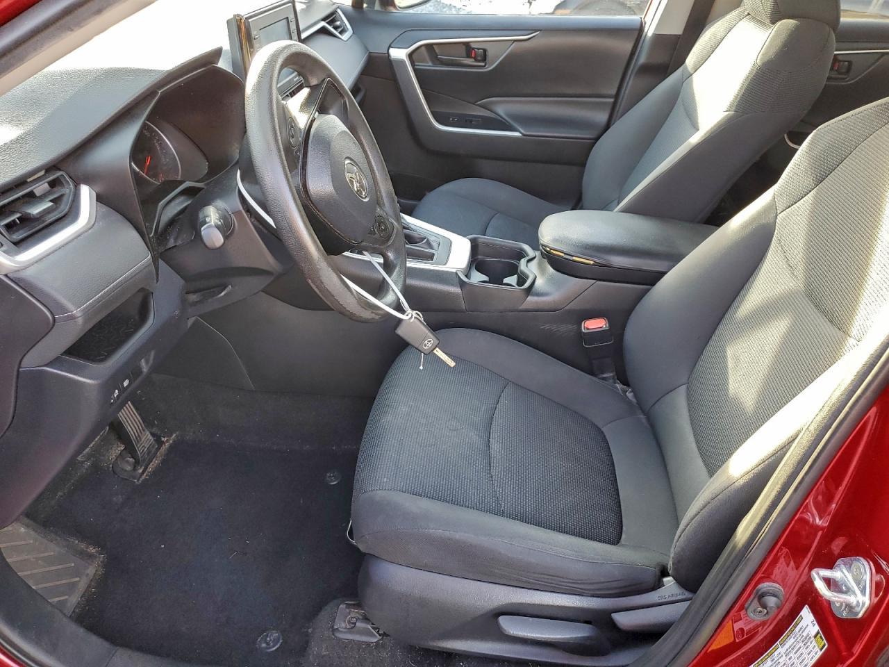 2020 Toyota Rav4 Le - Фото 7