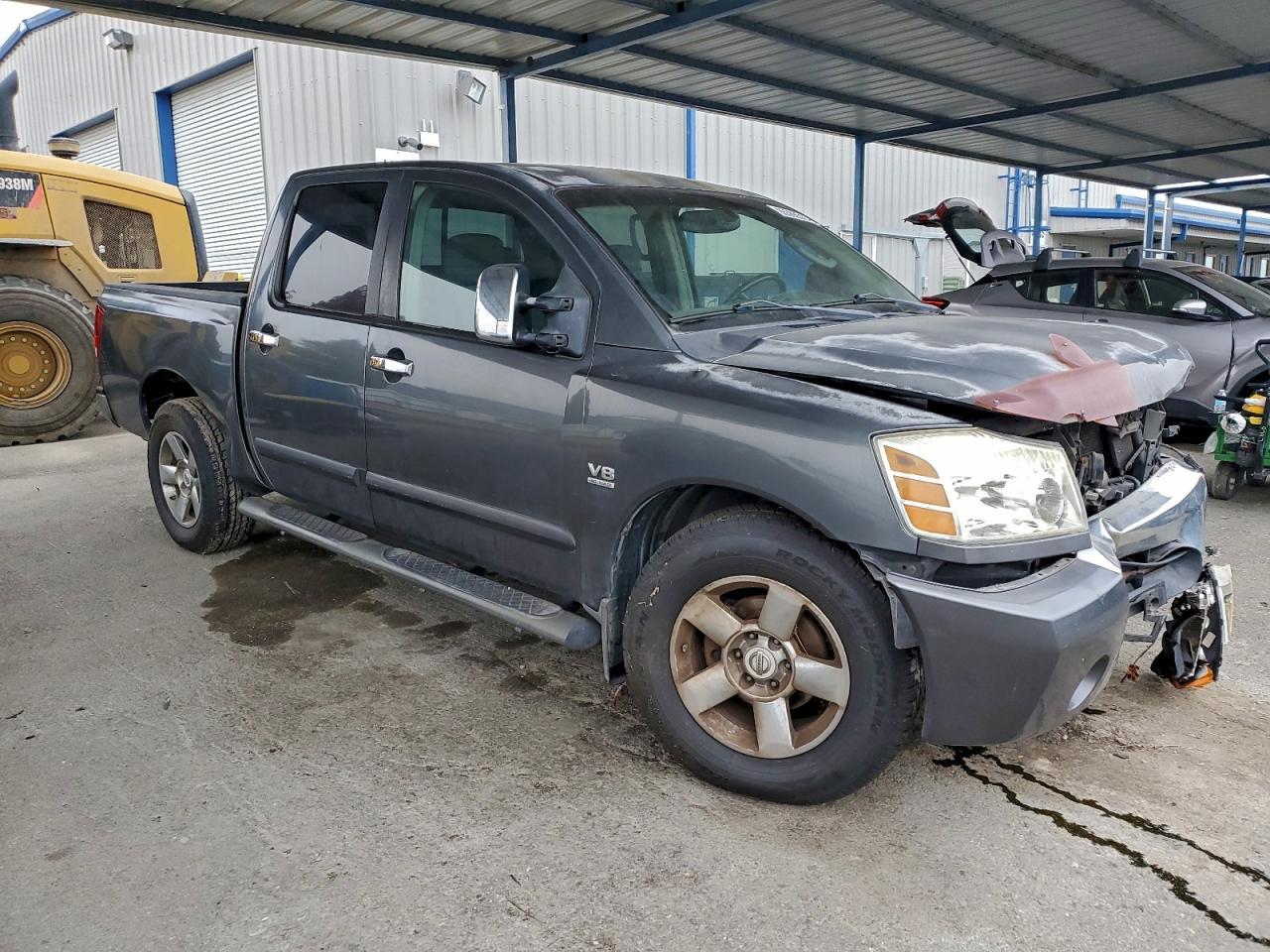 2004 Nissan Titan Xe - Image 4