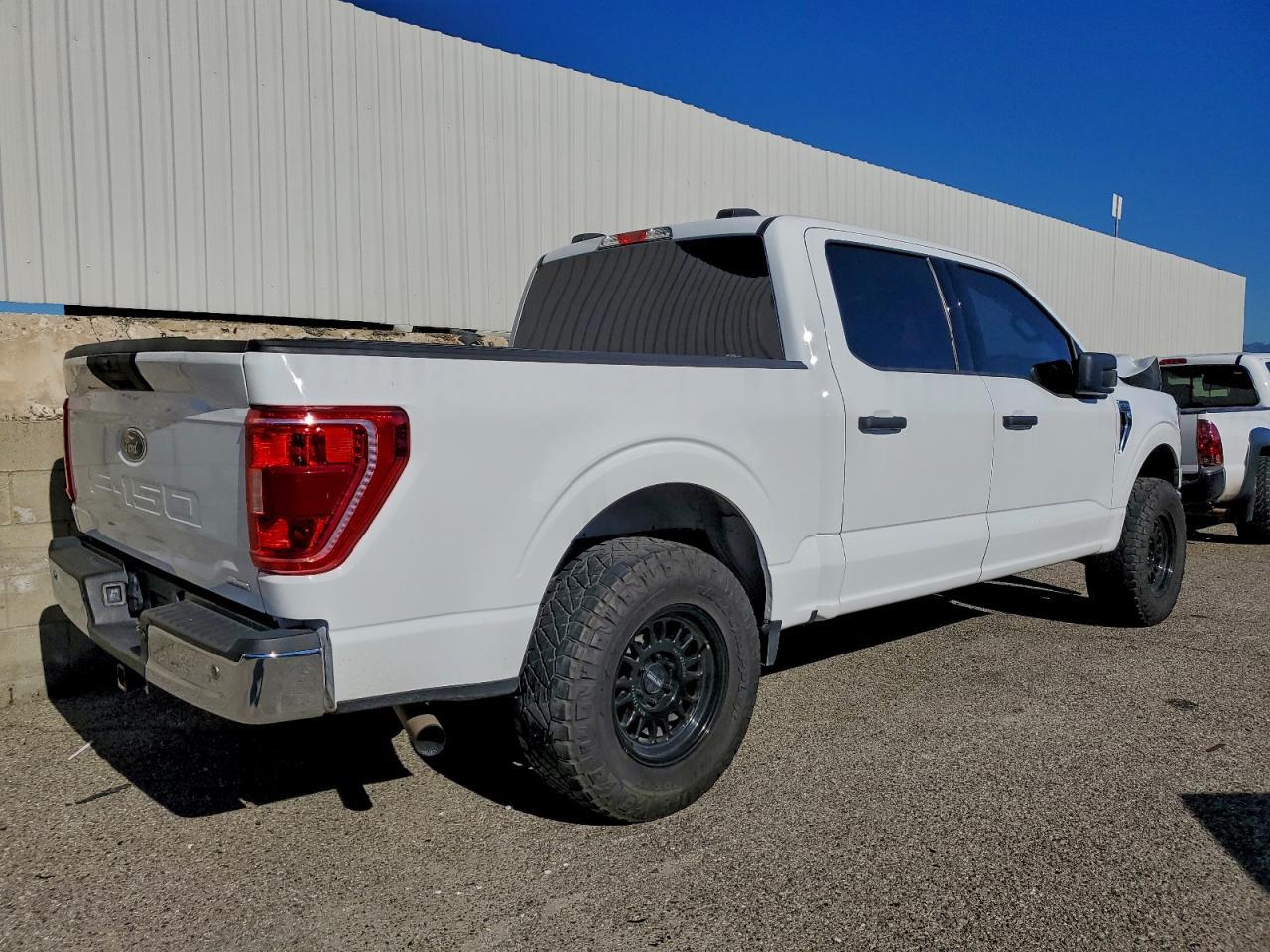 2023 Ford F150 Supercrew - Фото 3