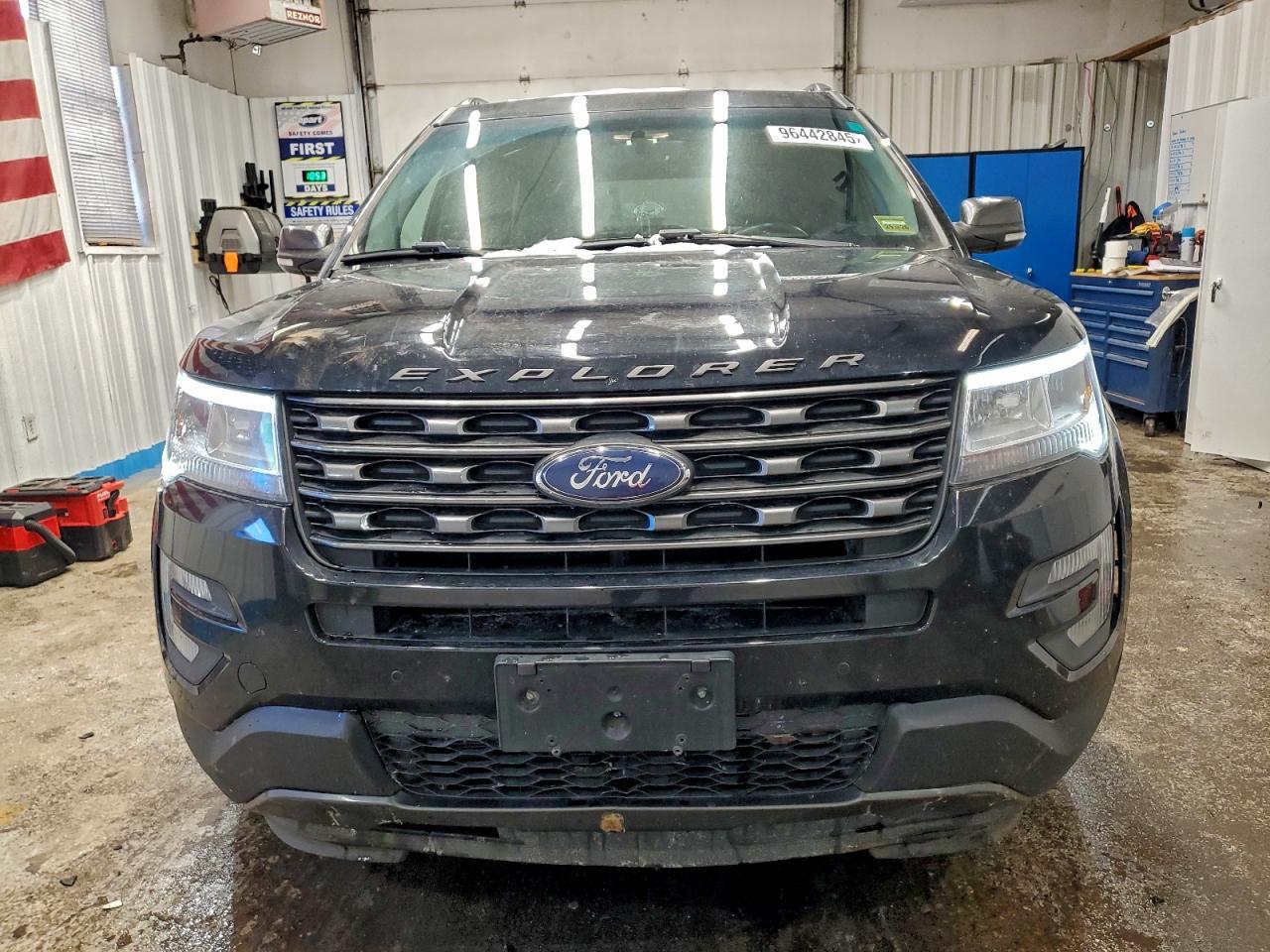 2017 Ford Explorer Xlt - Фото 5