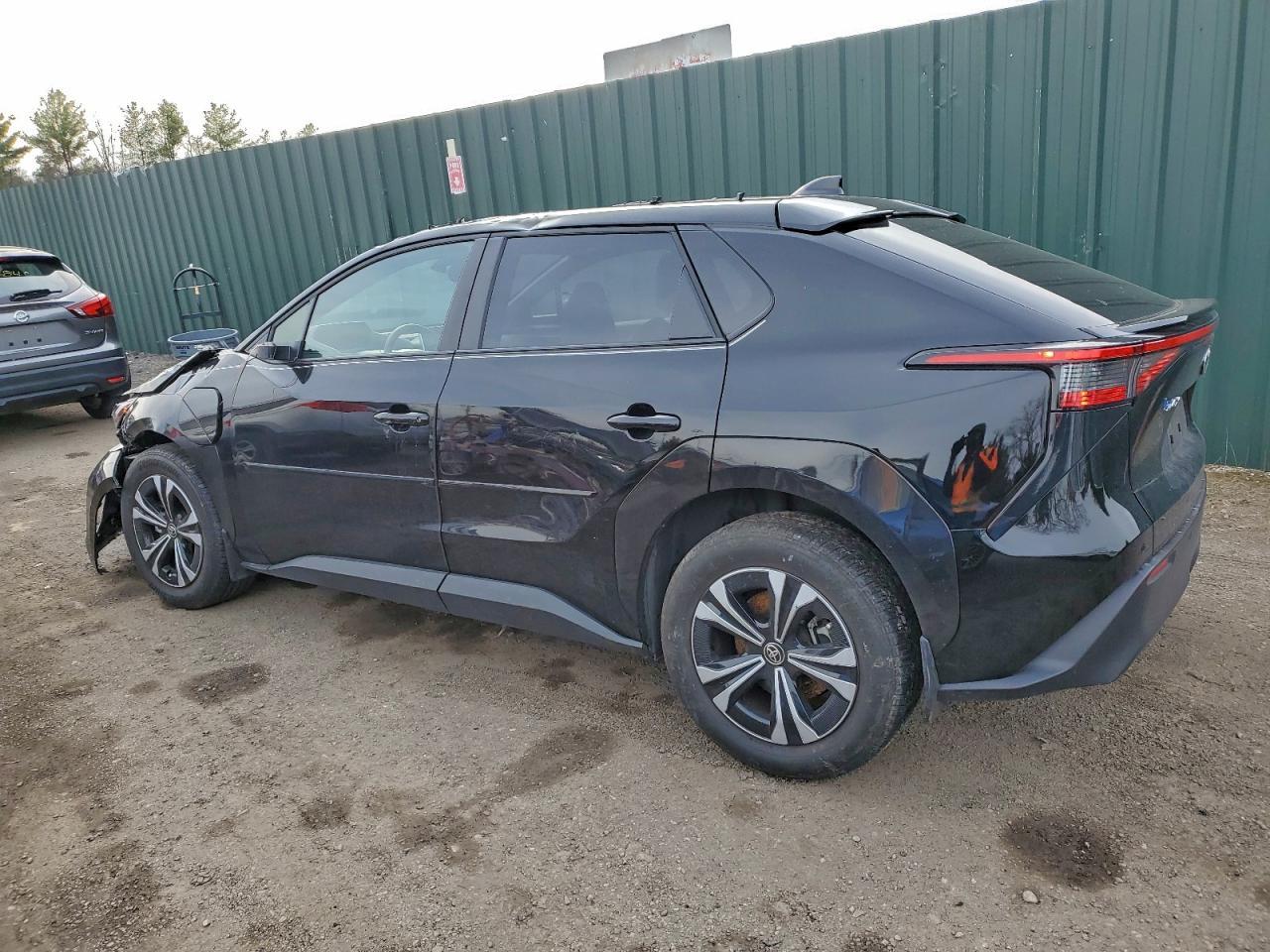 2023 Toyota Bz4X Xle - Image 2