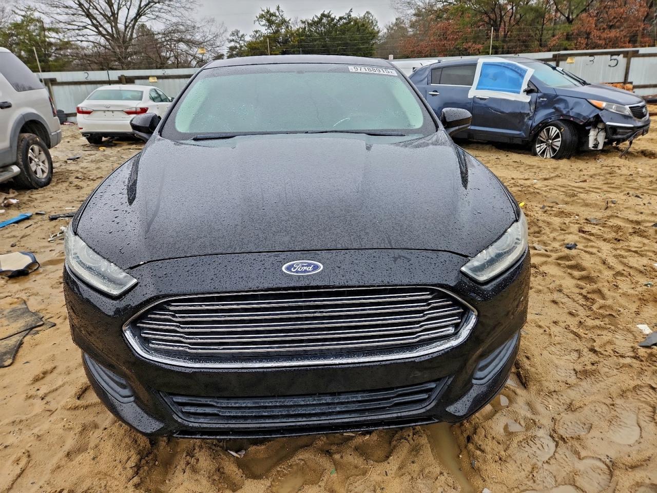 2016 Ford Fusion S - Фото 5
