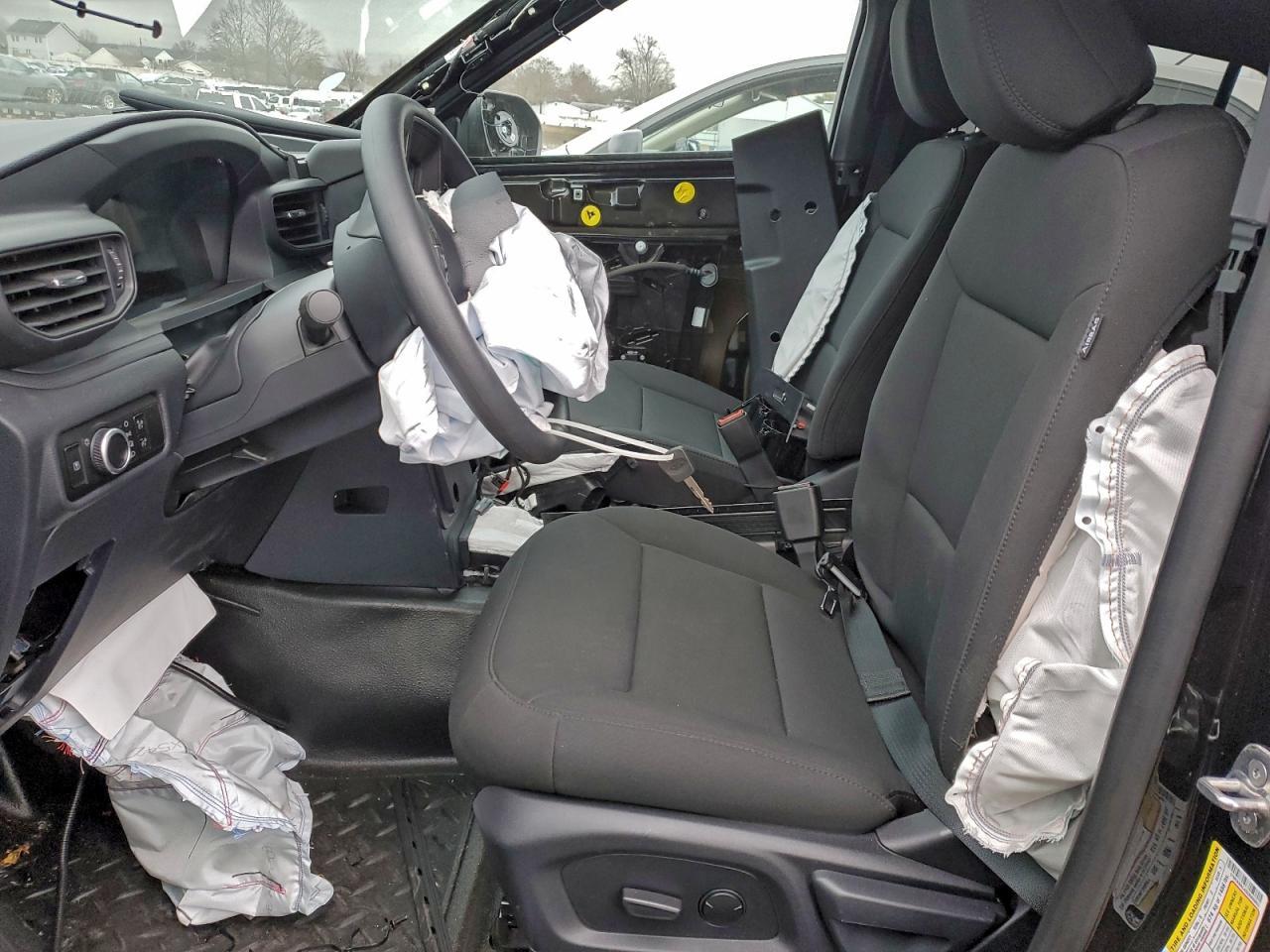 2025 Ford Explorer - Image 7