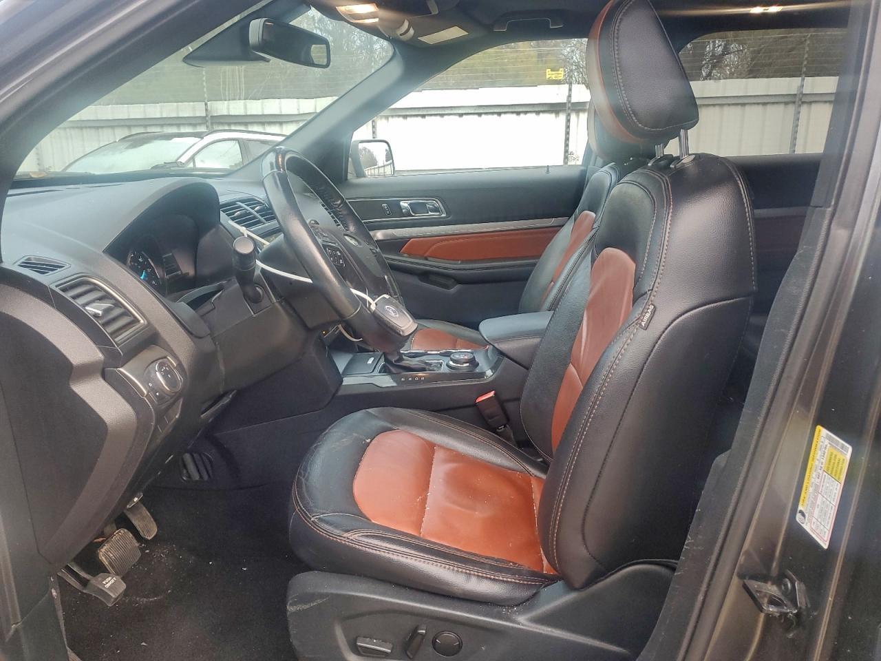 2019 Ford Explorer Xlt - Image 7