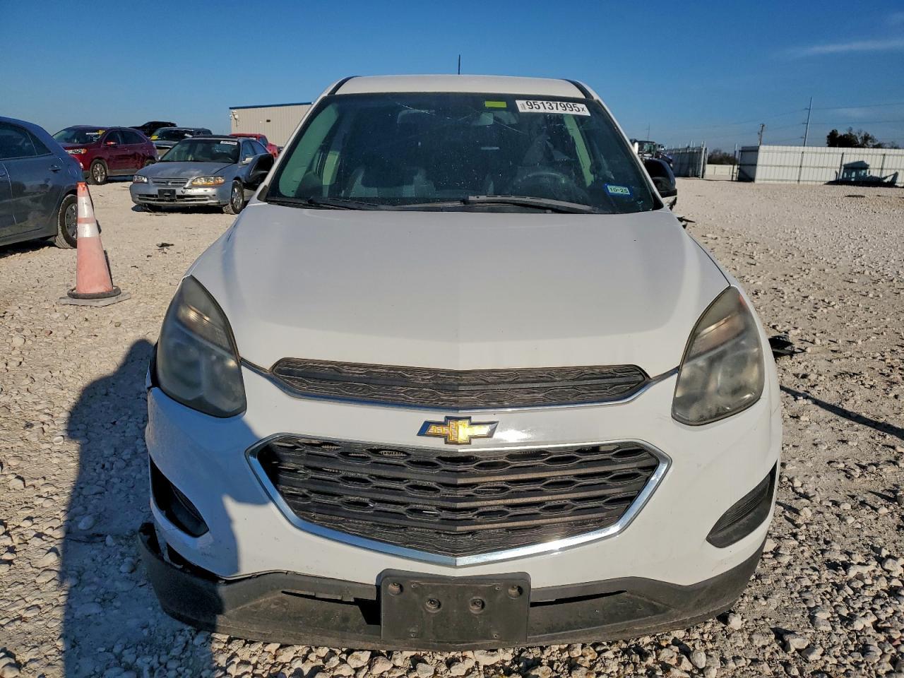 2016 Chevrolet Equinox Ls - Image 5