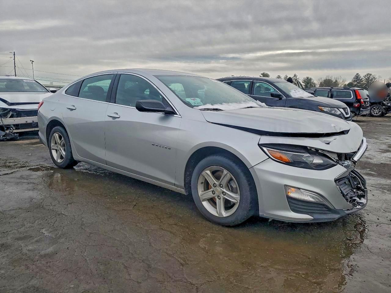 2021 Chevrolet Malibu Ls - Image 4