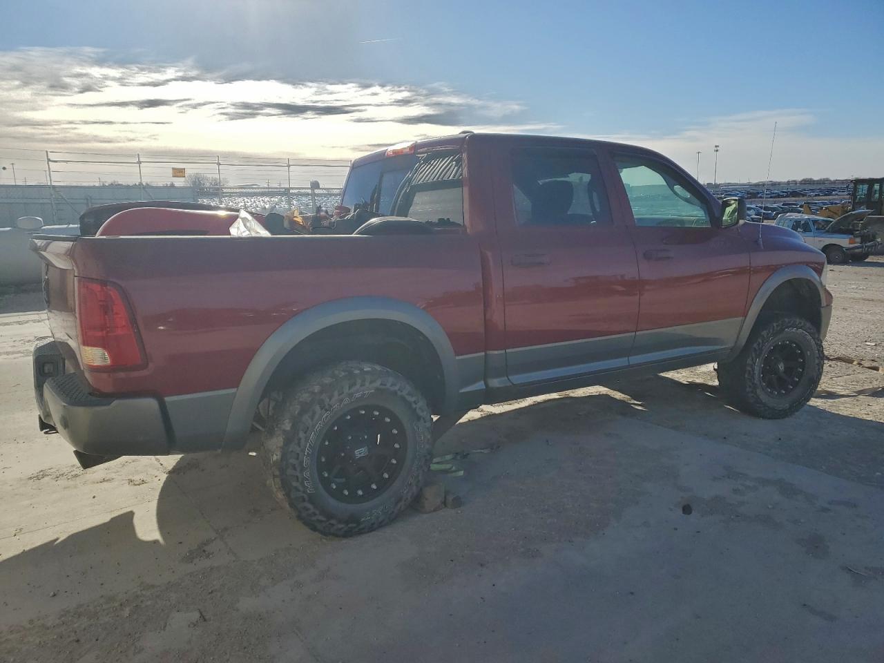2011 Dodge Ram 1500 - Фото 3