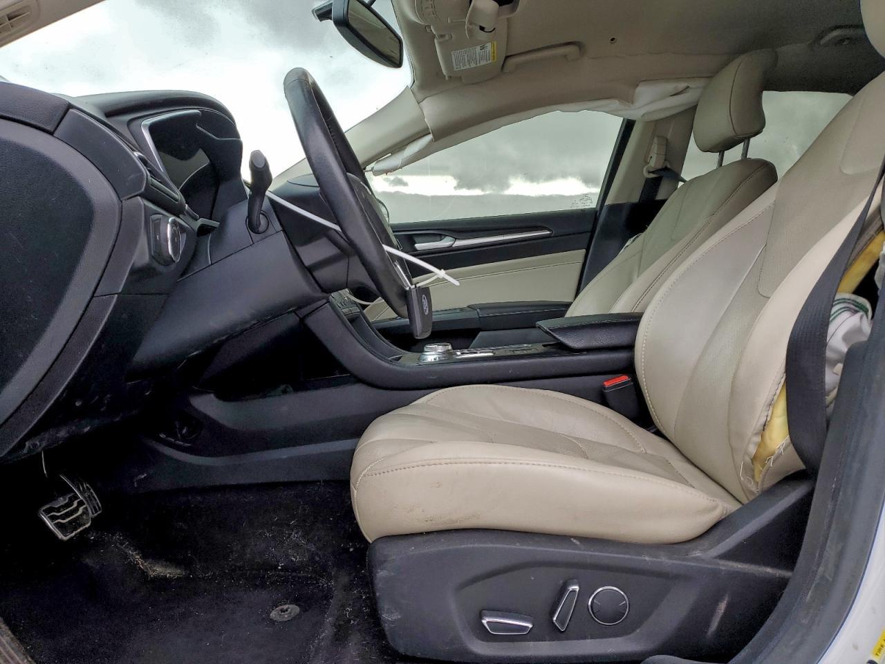 2017 Ford Fusion Titanium Hev - Фото 7