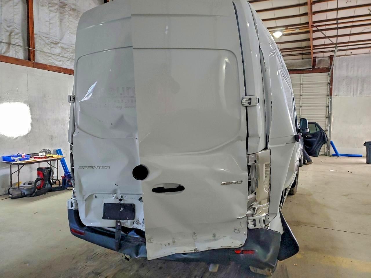 2024 Mercedes-Benz Sprinter 2500 - Image 5