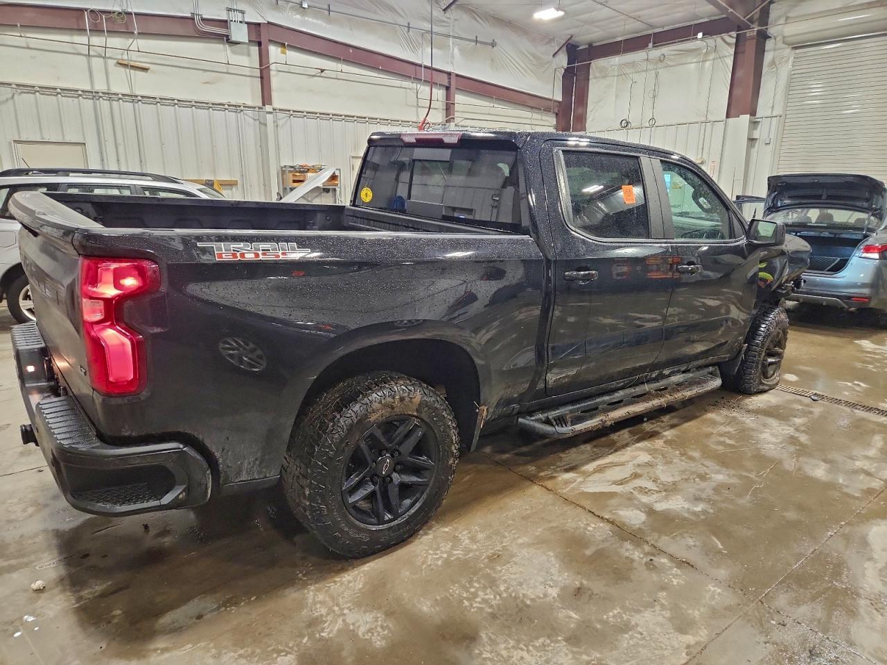 2020 Chevrolet Silverado K1500 Lt Trail Boss - Фото 3