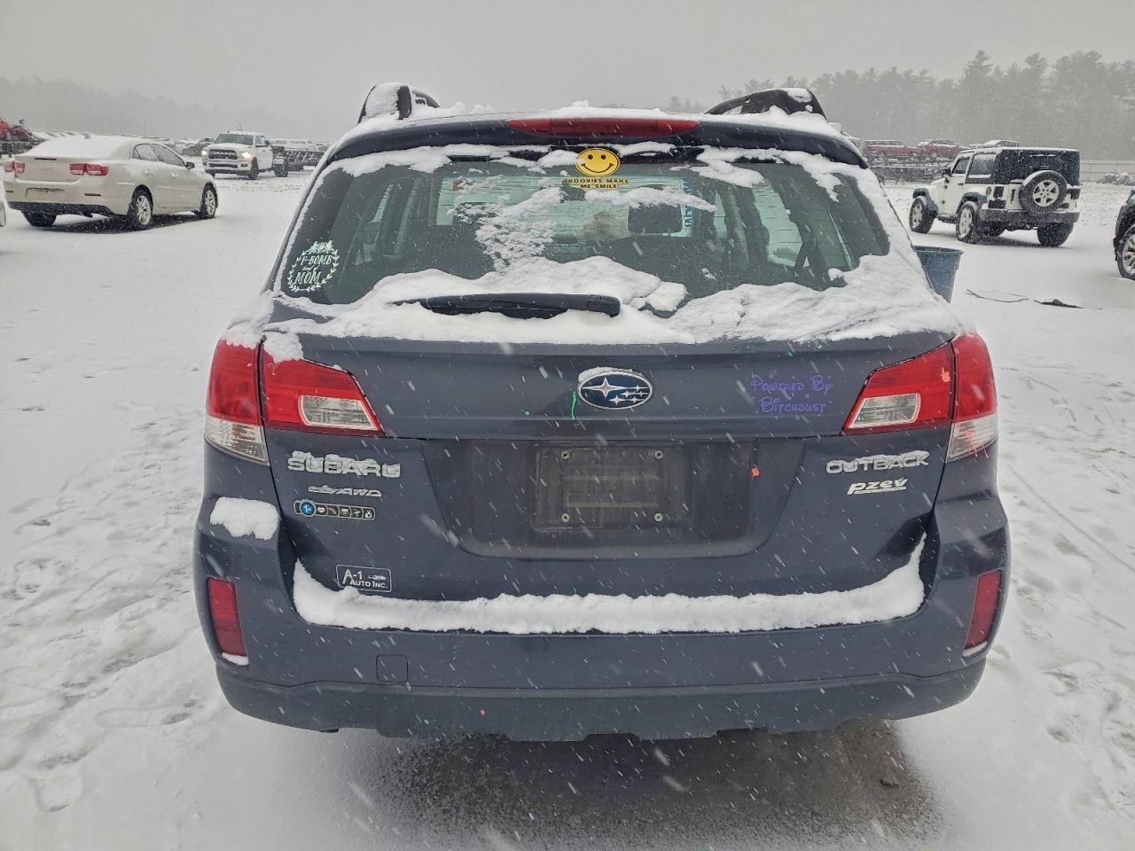 2012 Subaru Outback 2.5I - Image 6