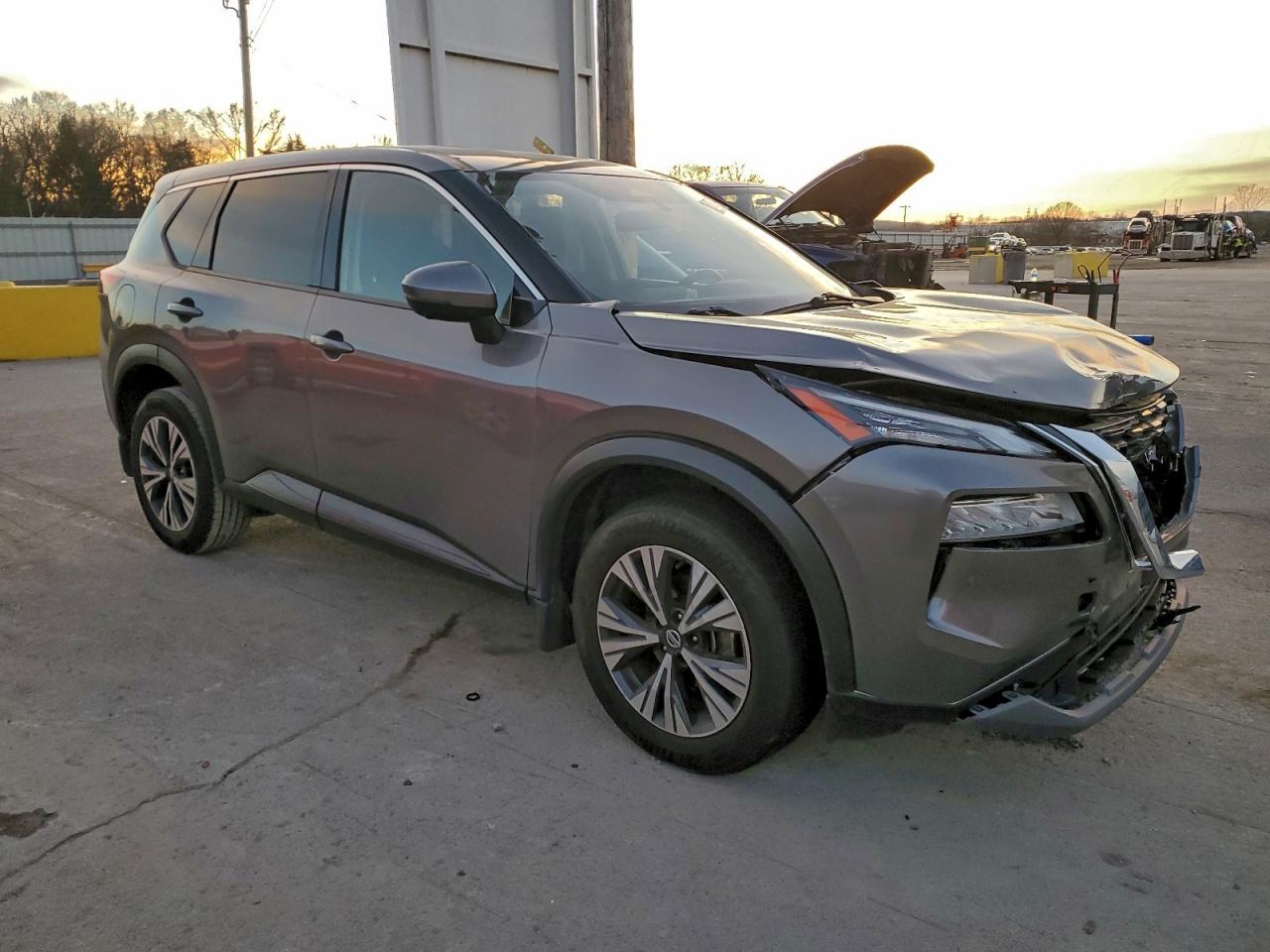 2021 Nissan Rogue Sv - Фото 4