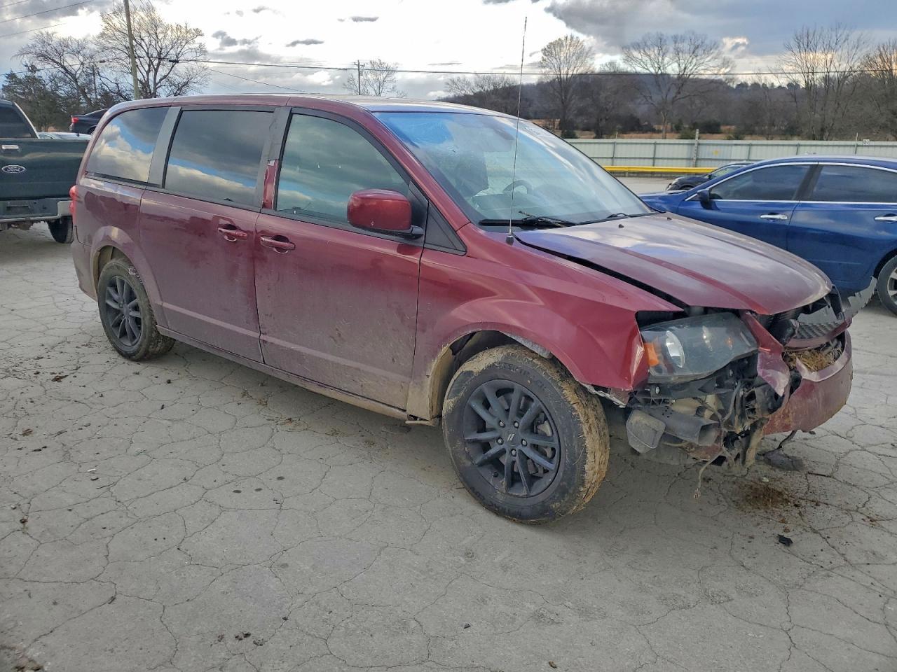 2019 Dodge Grand Caravan Gt - Фото 4
