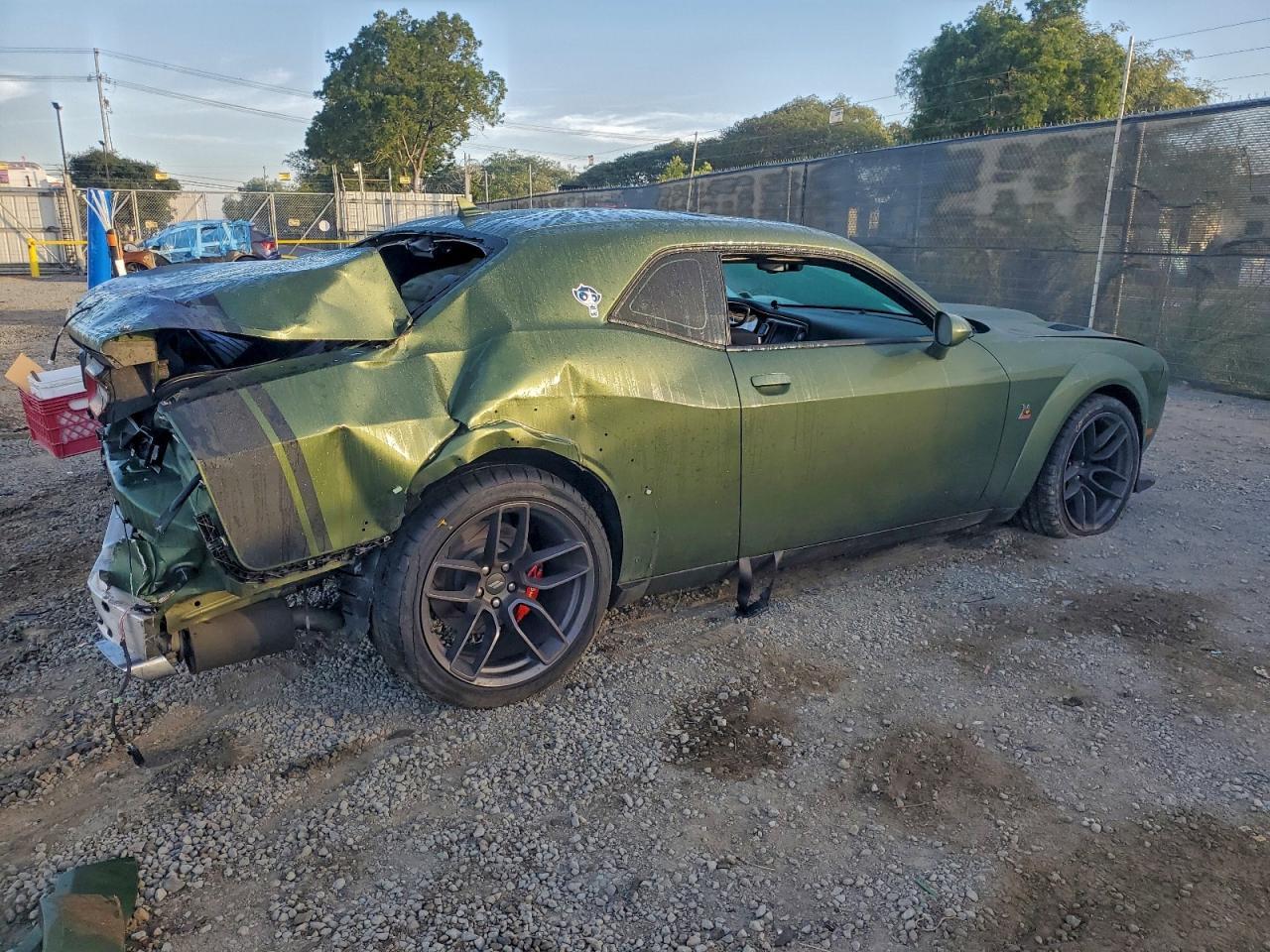 2020 Dodge Challenger R - Фото 3