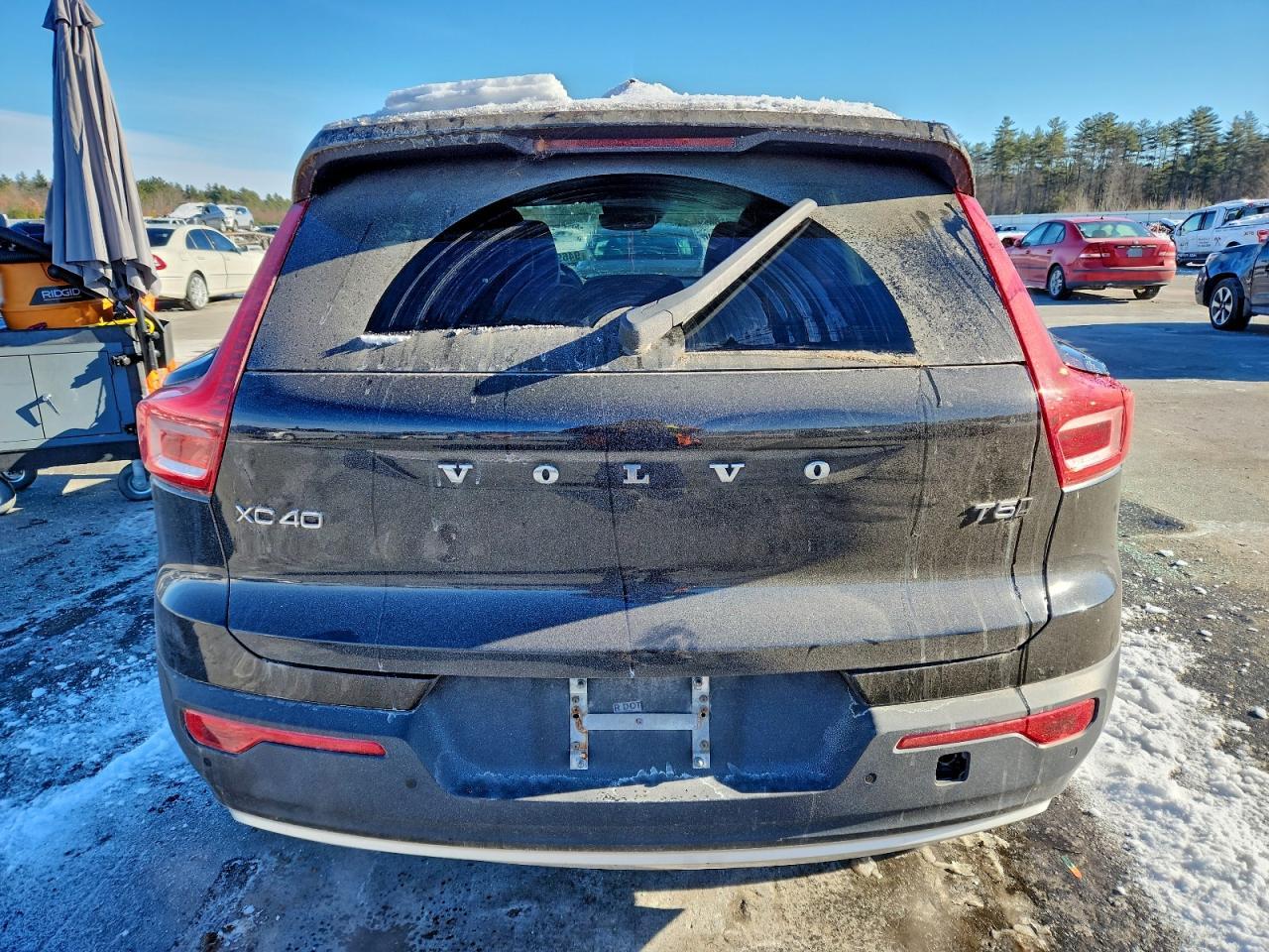 2019 Volvo Xc40 T5 Momentum - Image 6