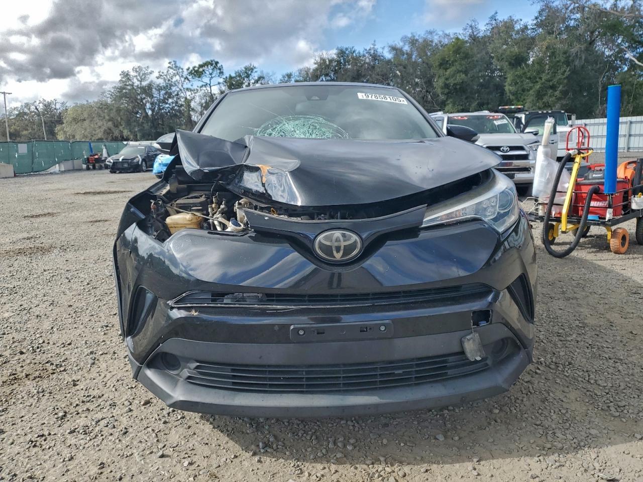 2019 Toyota C-Hr Xle - Фото 5