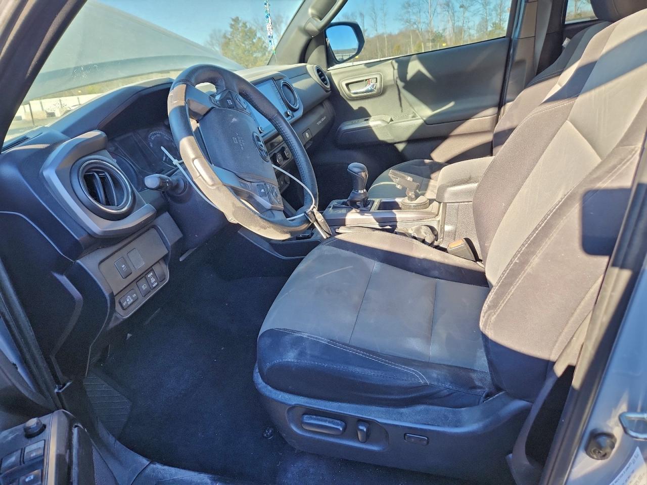 2021 Toyota Tacoma Double Cab - Image 7