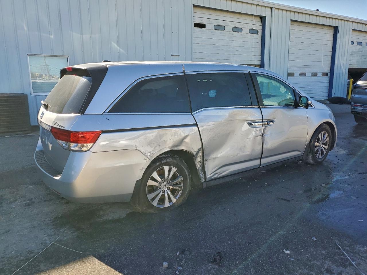 2015 Honda Odyssey Exl - Image 3