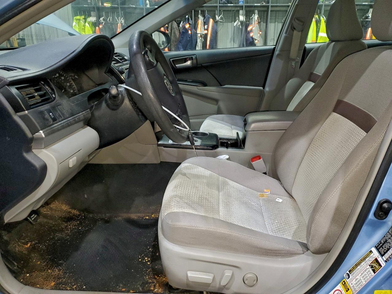 2014 Toyota Camry Le - Фото 7