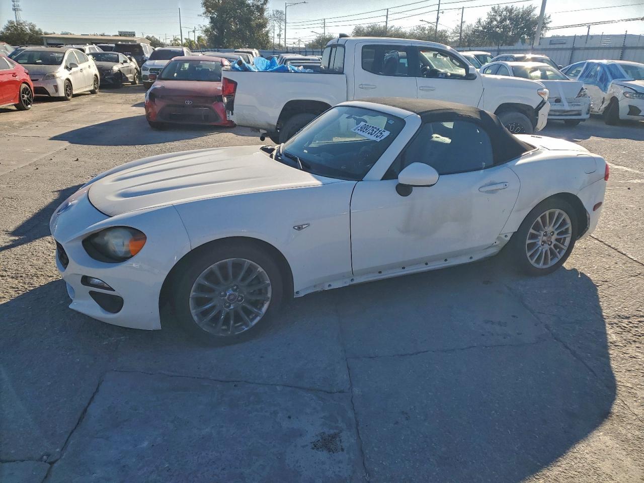 2017 Fiat 124 Spider 2D Convertible Classic