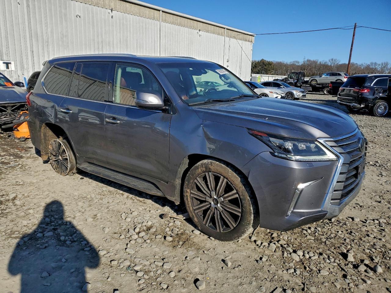 2020 Lexus Lx 570 - Фото 4