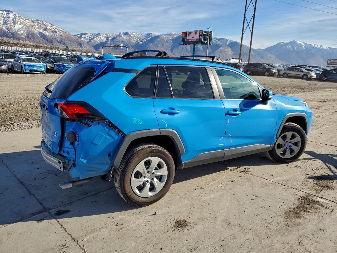 2021 Toyota Rav4 Le - Image 3