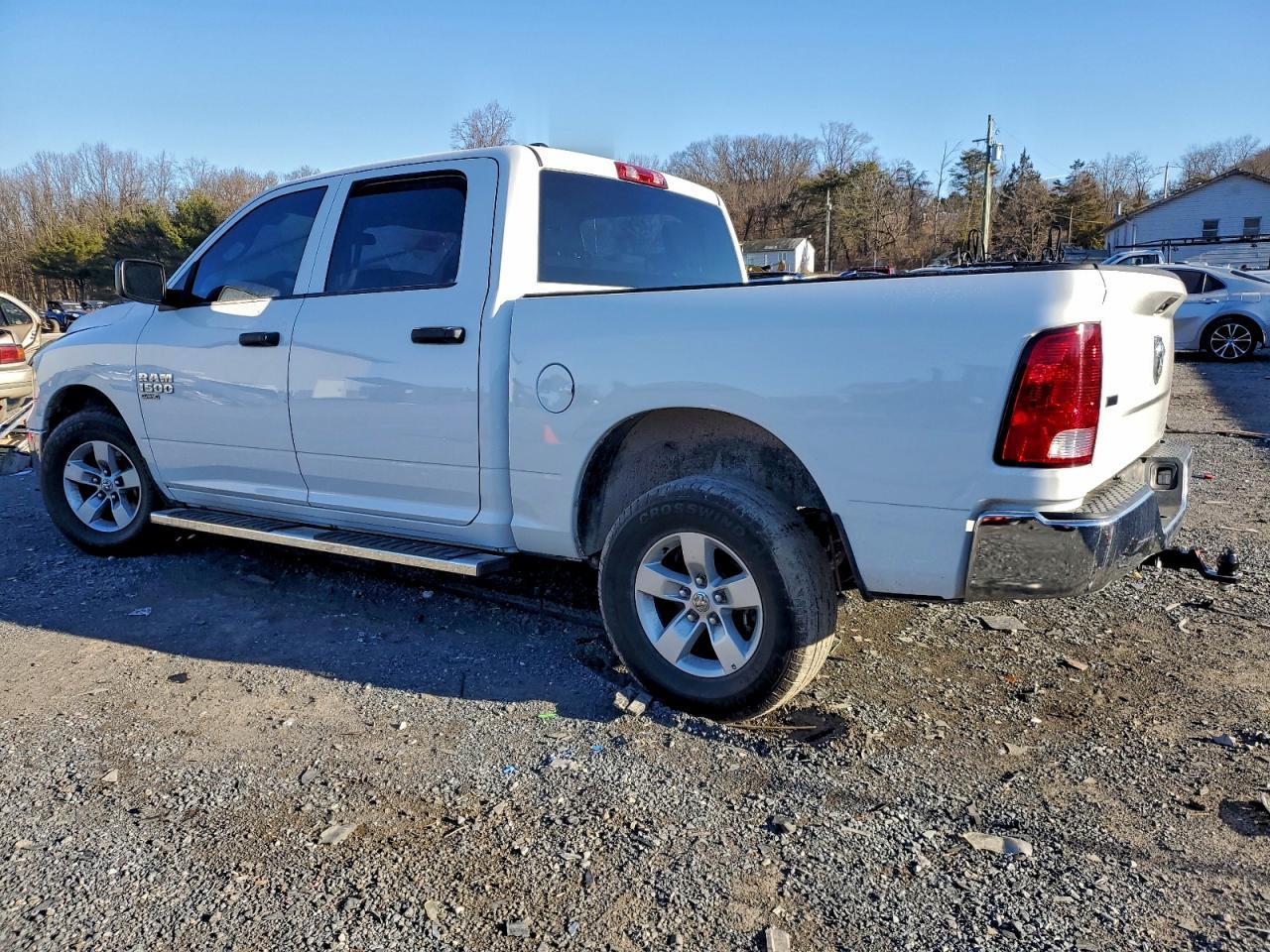 2022 Ram 1500 Classic Slt - Фото 2