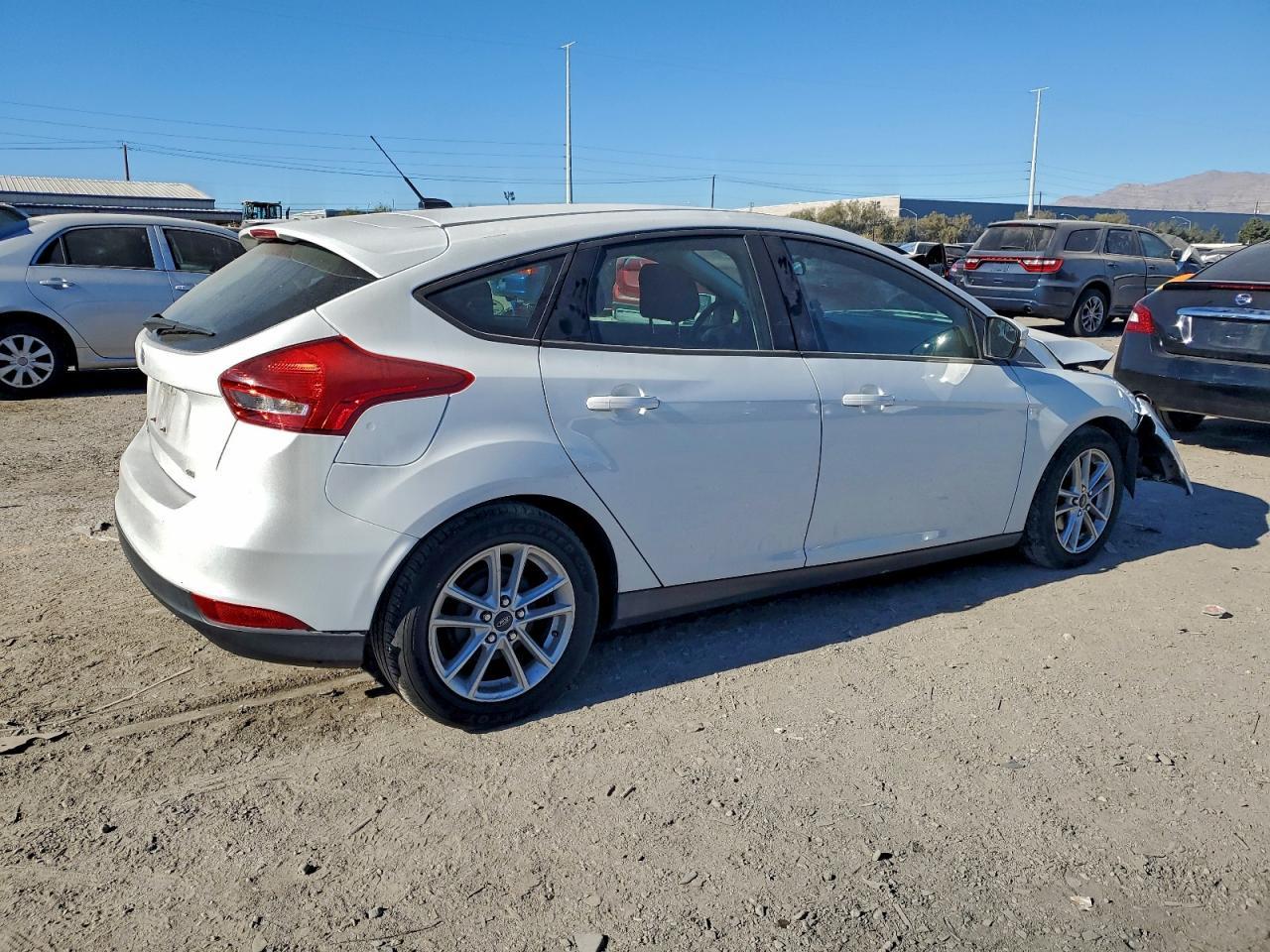 2016 Ford Focus Se - Image 3