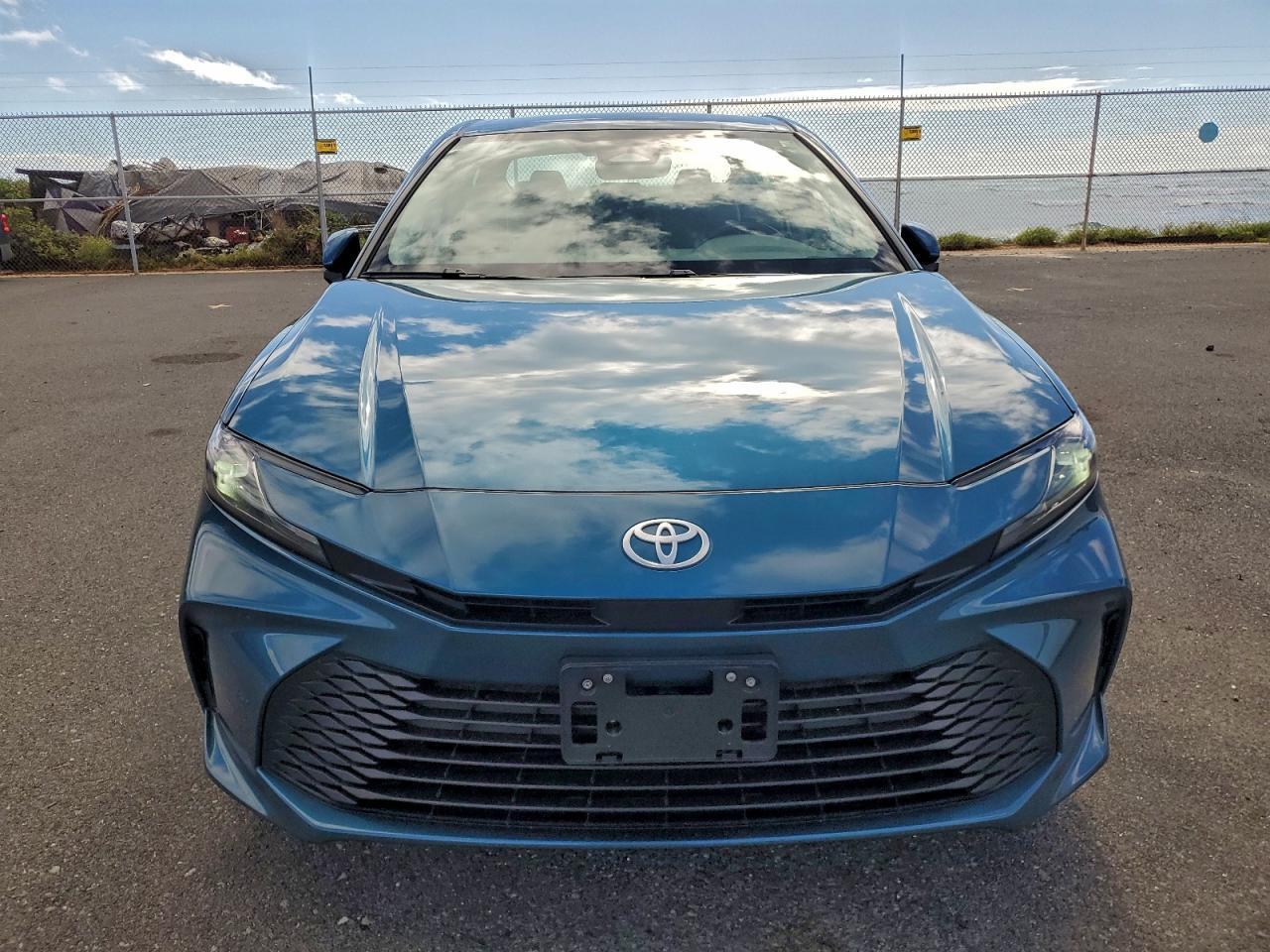 2025 Toyota Camry Xse - Image 5