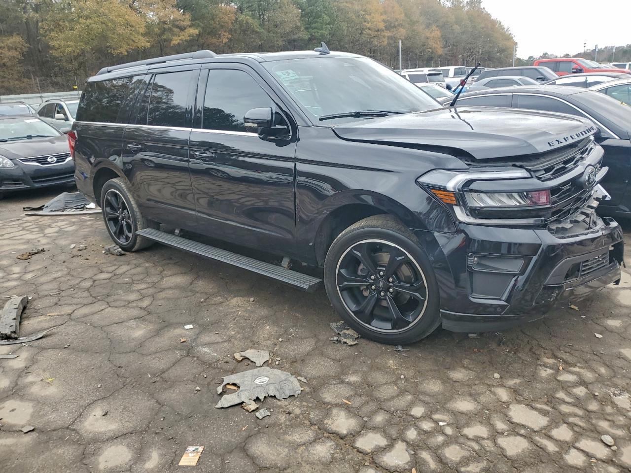 2023 Ford Expedition Max Limited - Image 4