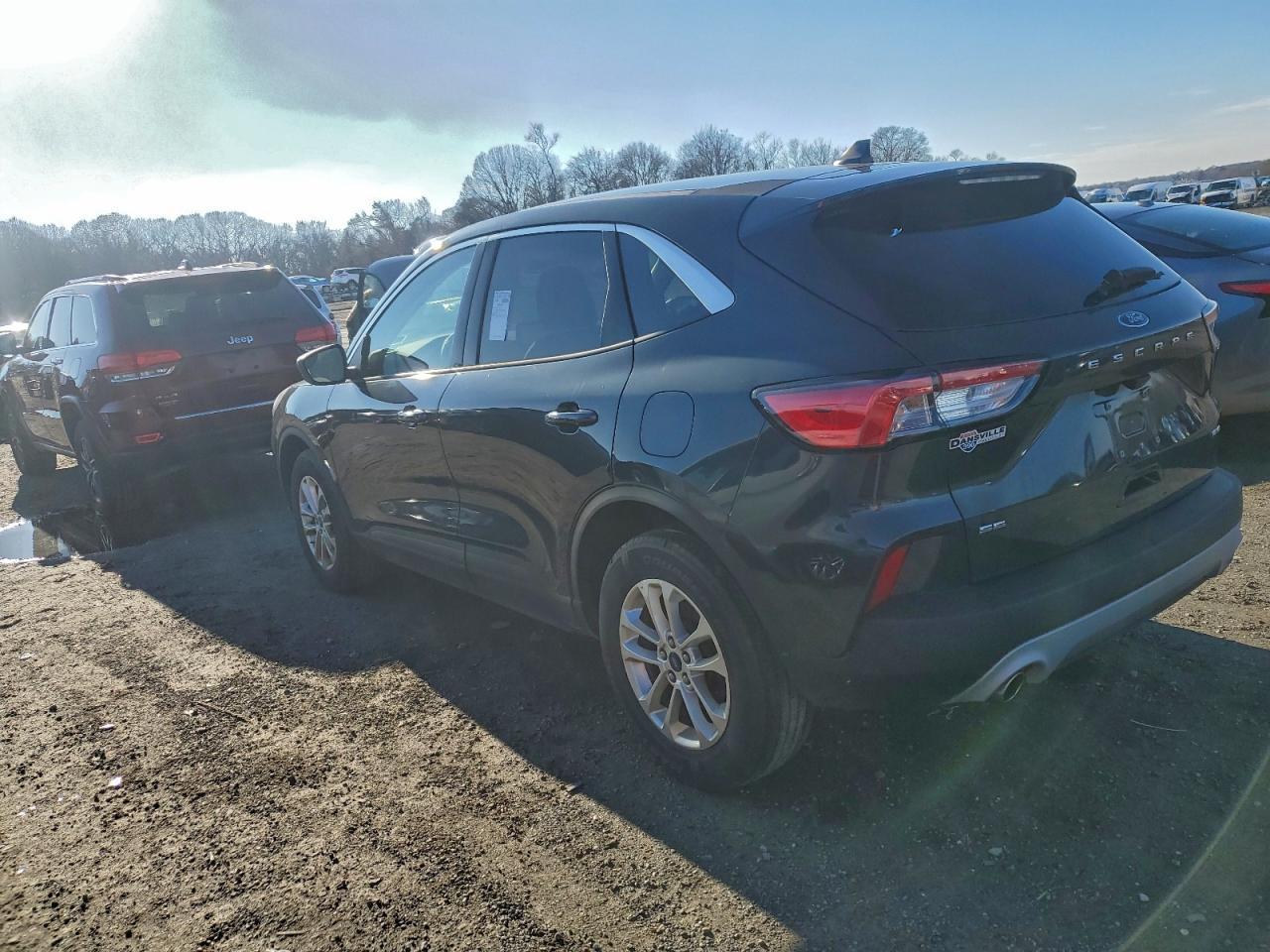 2022 Ford Escape Se - Image 2