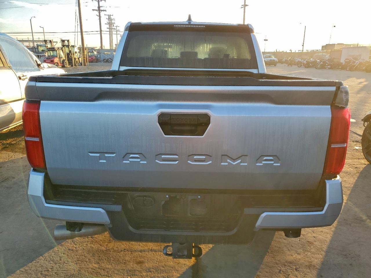 2024 Toyota Tacoma Double Cab - Фото 6