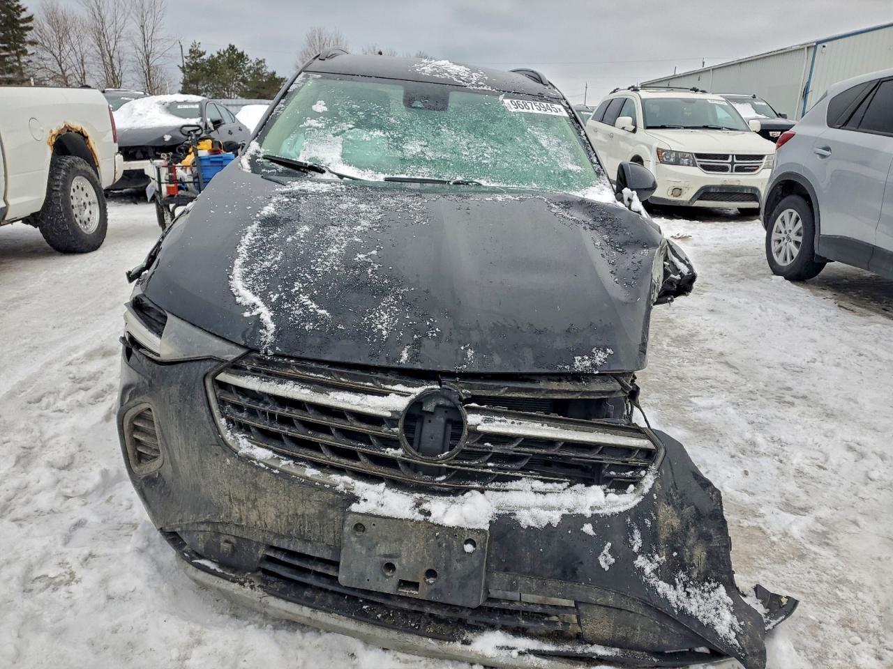 2023 Buick Envision Essence - Image 5