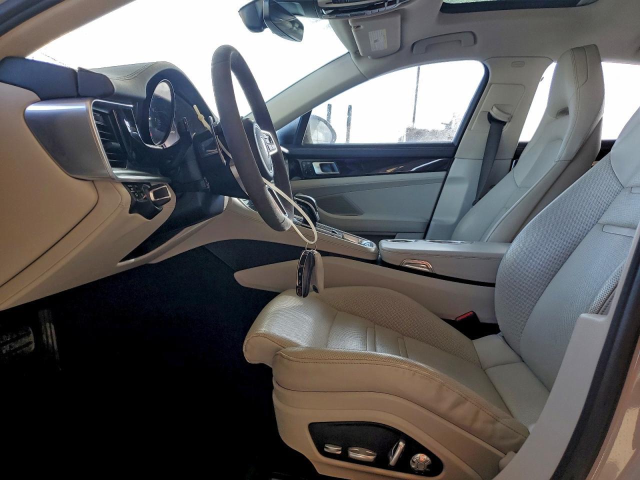 2018 Porsche Panamera 4 - Фото 7