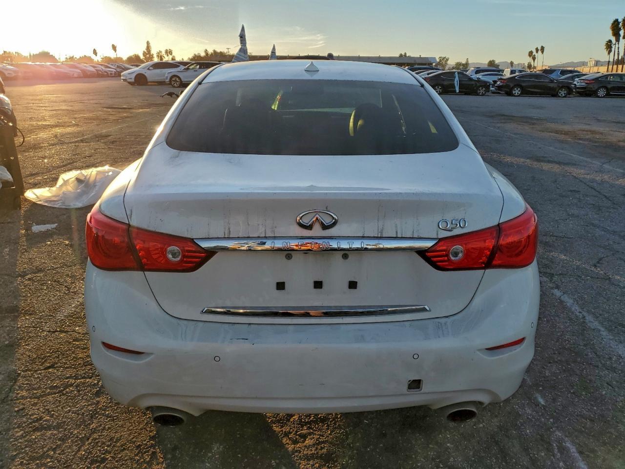 2016 Infiniti Q50 Hybrid - Фото 6