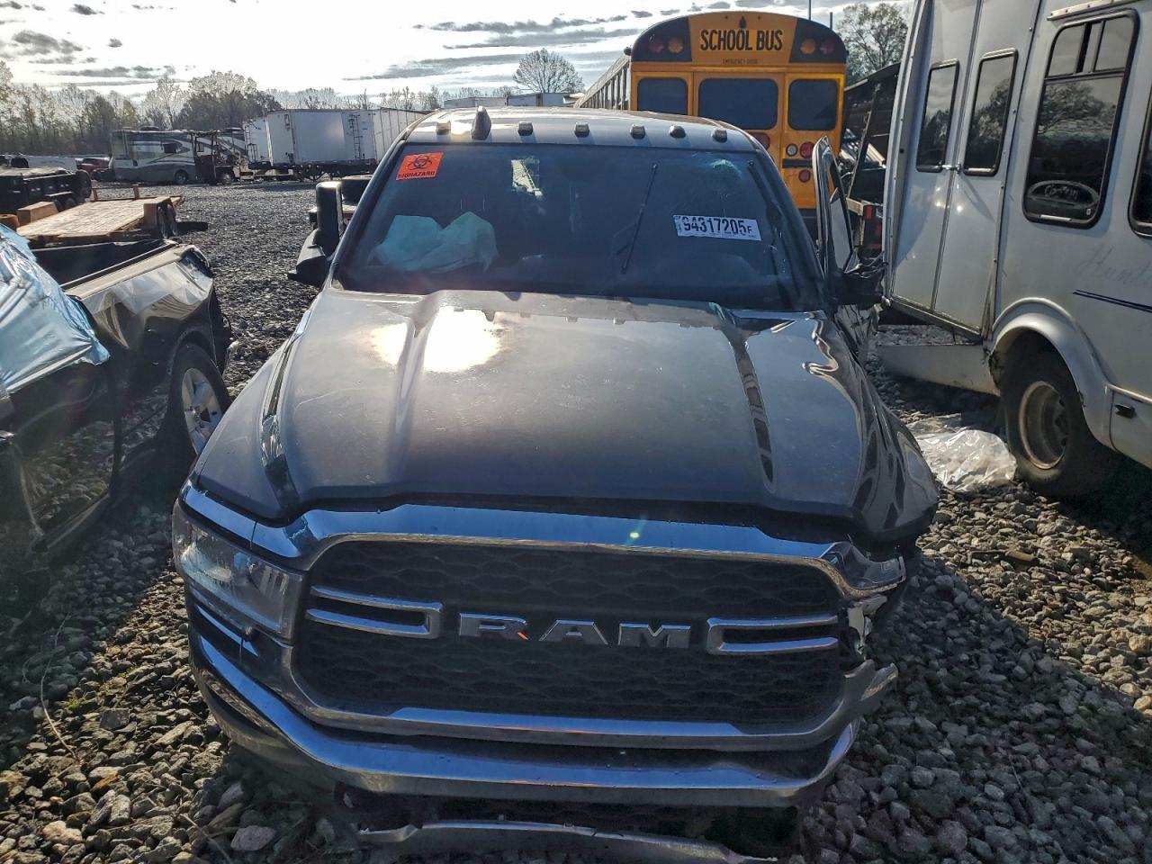 2021 Ram 3500 Tradesman - Фото 5