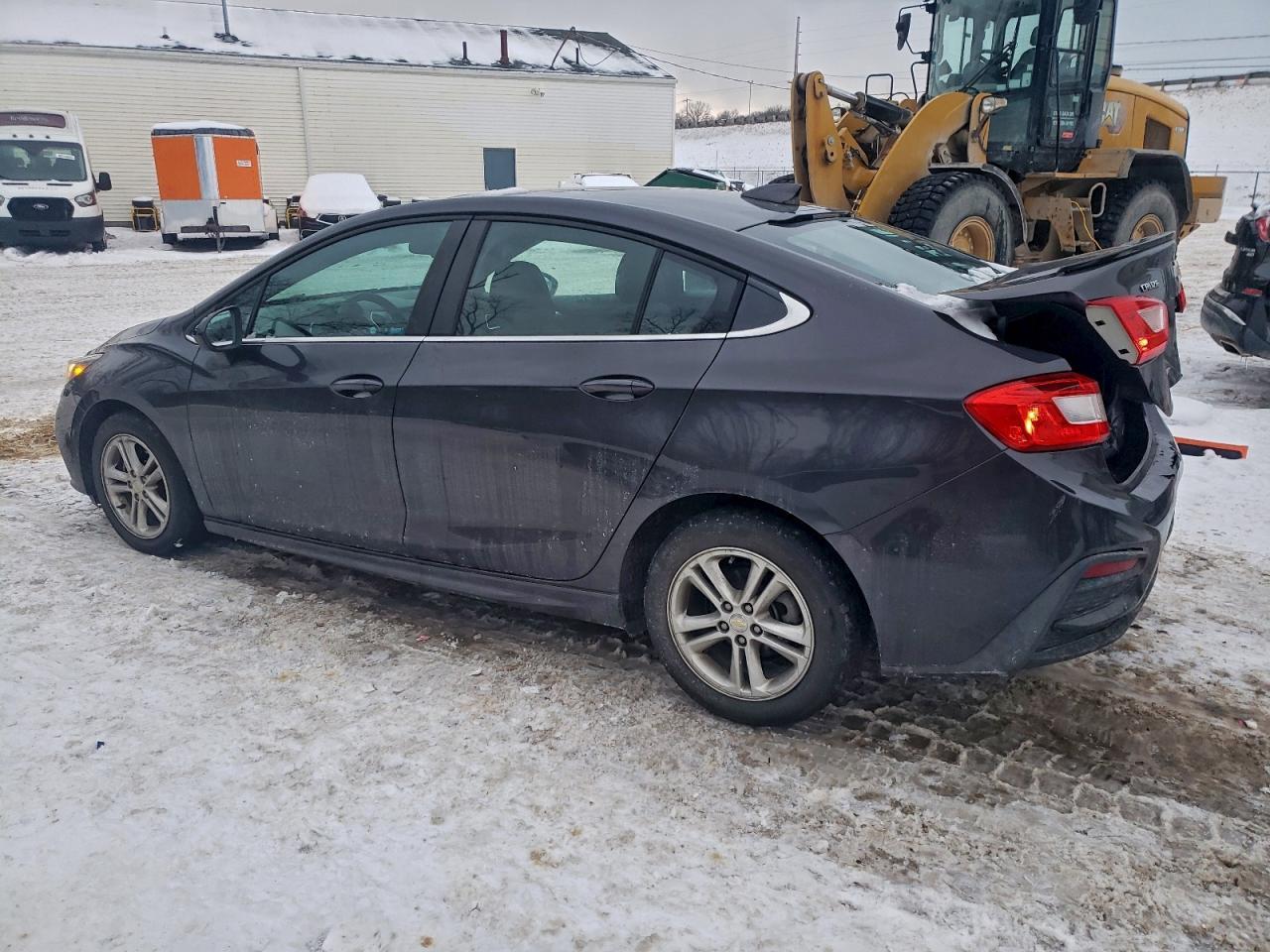 2016 Chevrolet Cruze Lt - Image 2