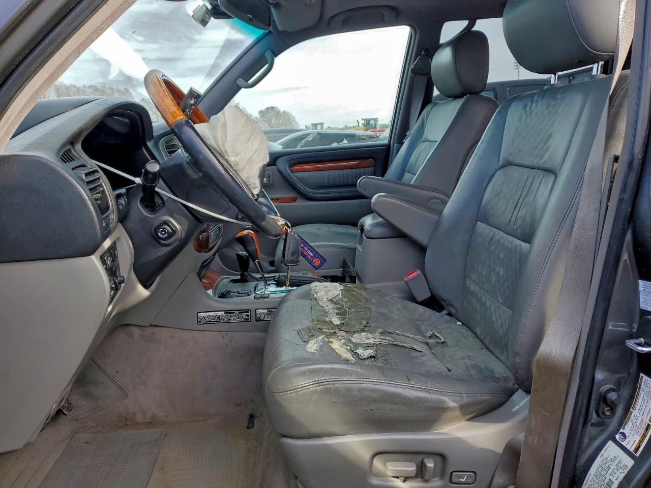2004 Lexus Lx 470 - Image 7