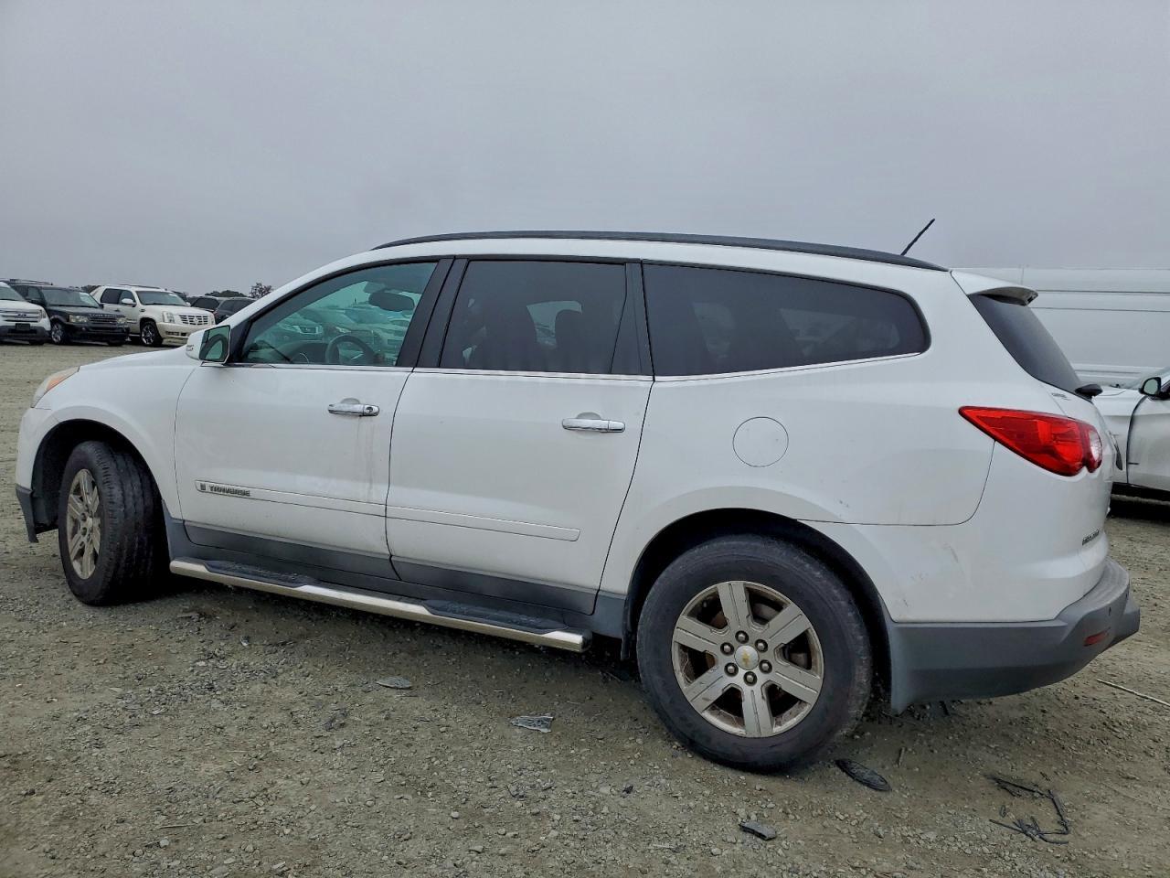2009 Chevrolet Traverse Lt - Фото 2