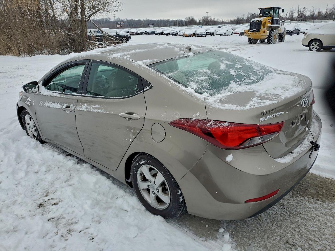 2015 Hyundai Elantra - Image 2