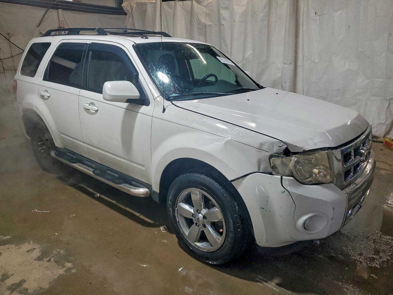 2010 Ford Escape Limited - Фото 4
