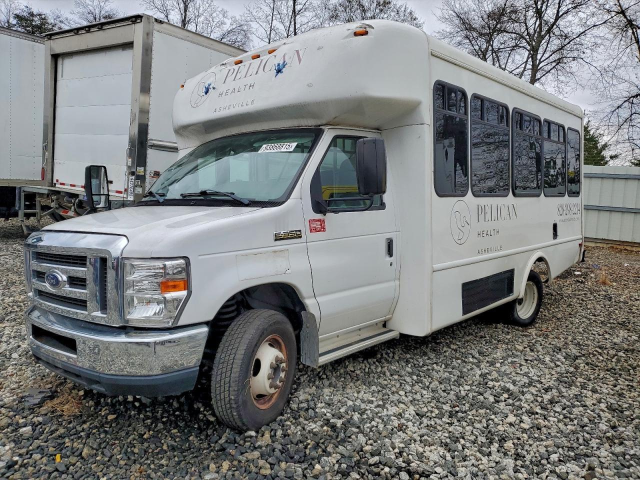 2019 Ford E350 Shuttle Bus - Image 2